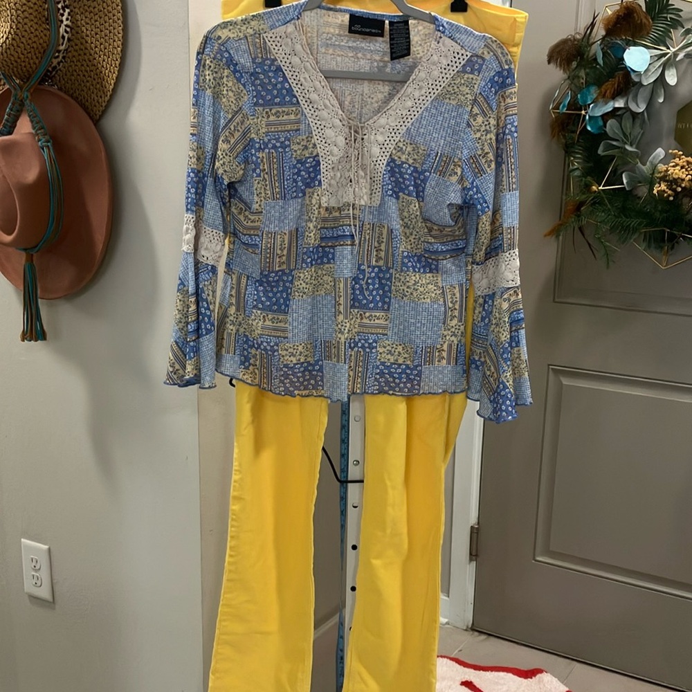 No Boundaries Blue Blouse with Geometric Print